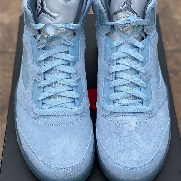 Air Jordan 5 Retro "Bluebird Women’s Sz 10.5 or Men’s 9 DD9336-400 New with Box - Picture 4 of 10
